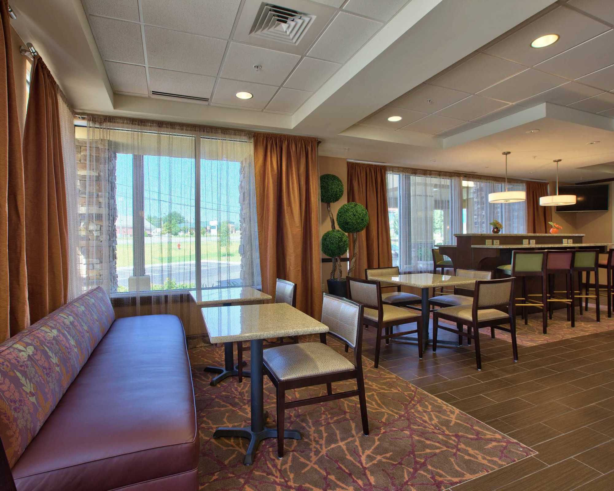 Comfort Inn & Suites Dothan East Instalações foto